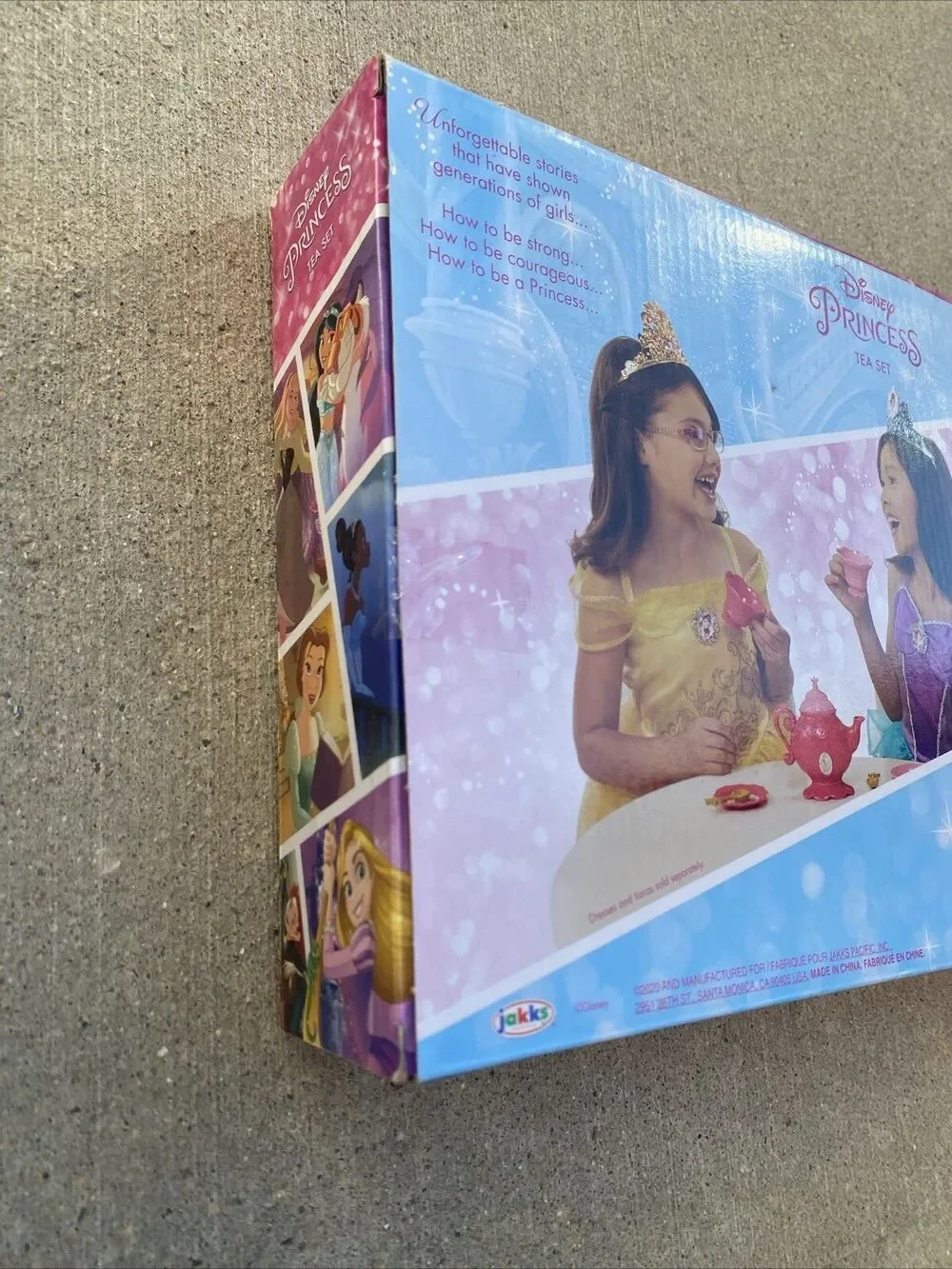 DISNEY PRINCESS GIRLS 8 PC TEA SET SERVICE FOR 2 INORIG PKG TEAPOT CUPS  SAUCERS